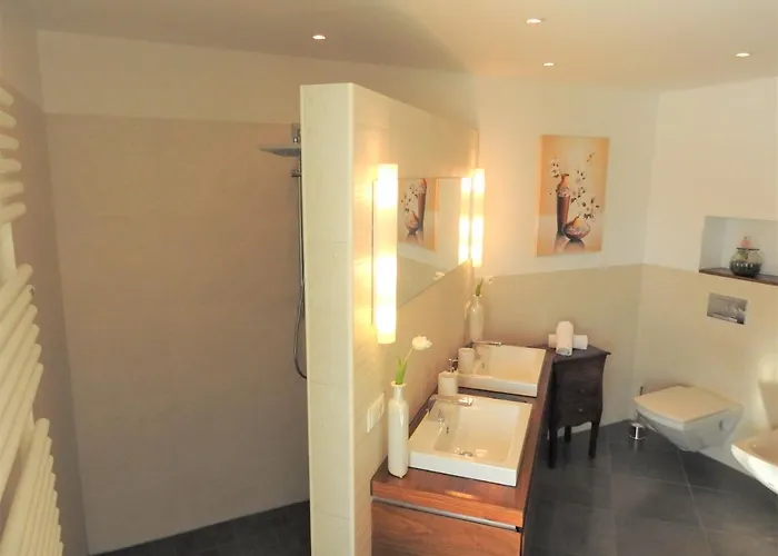 施瓦泽瑙尔公寓 * 穆特斯