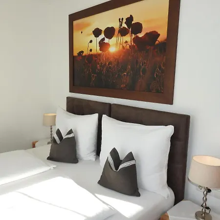 Schwarzenauer Mutters